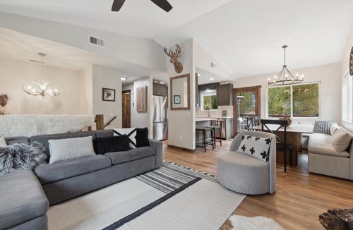 Whitefish House | Whitefish Mountain Retreat - Sleeps 14 Near Glacier - Hot Tub & Game Room