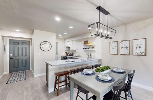 Table Rock House | Wholesome Hideout