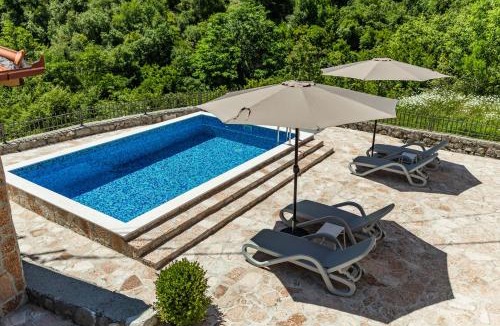 Karuc Villa | Wild silence - Skadar Lake