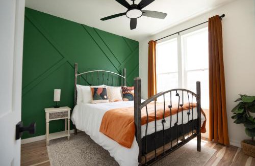 Buena Vista House | Windbird Mountain Retreat STR-300