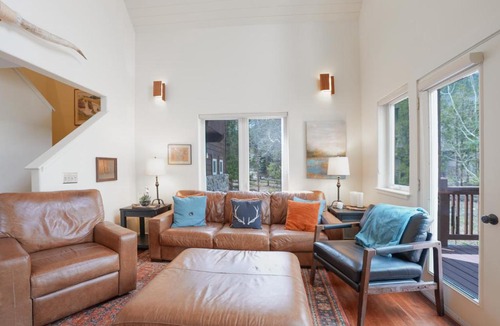 The Reserve House | Windflower Alpine Home: Private, Close to Downtown, Quick Lake Access