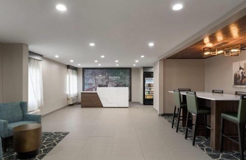 Jackson Hotel | Wingate by Wyndham Jackson