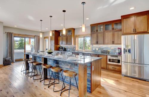 Fraser House | Winter Park Ranch Home I Private Hot Tub I Great Views I Activity Program