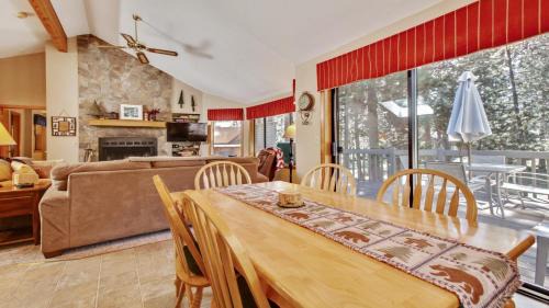 Deer Park House | Witchhazel 16