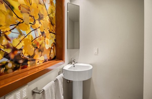 Snowmass Village House | Wood Run Snowmass by DC