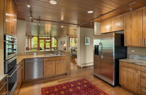 Snowmass Village House | Wood Run Snowmass by DC