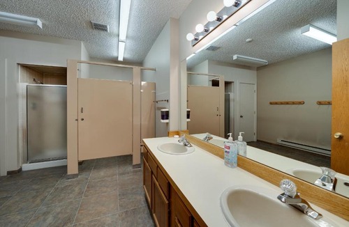 Warrior's Mark House | Woods Manor 202A Condo Great Location And Amenities
