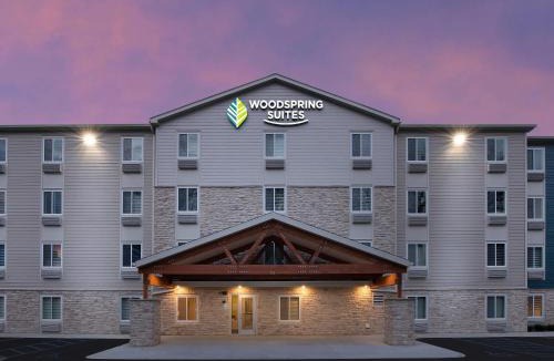 Minot Hotel | WoodSpring Suites Minot
