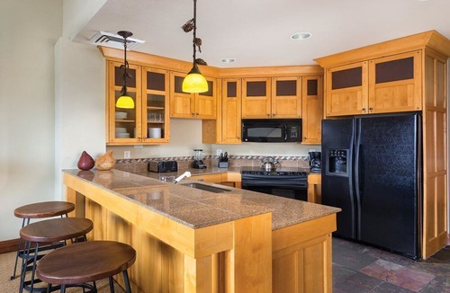 Park City Resort | Worldmark Park City luxury 2 Bedroom Deluxe Suite. Stunning views.
