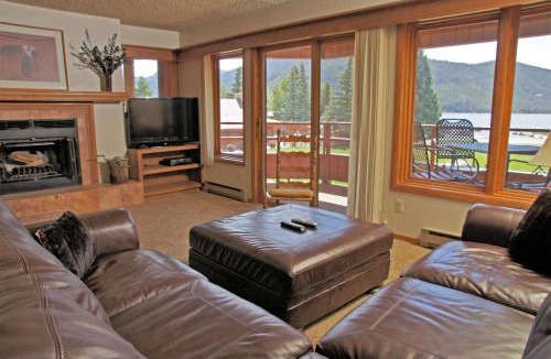 Grand Lake Apartment | Wrap Around Deck, Firepit, Panoramic Views, Close to Downtown Grand Lake