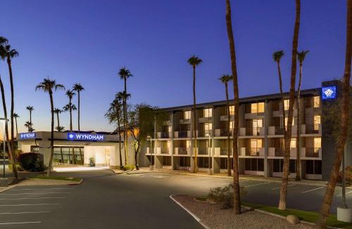 Tempe Hotel | Wyndham Phoenix Airport - Tempe