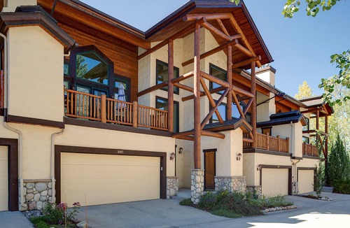 Steamboat Springs House | X2685 | Valley and Mtn Views | Nice Furnishings | Hot Tub | Pool | A/C