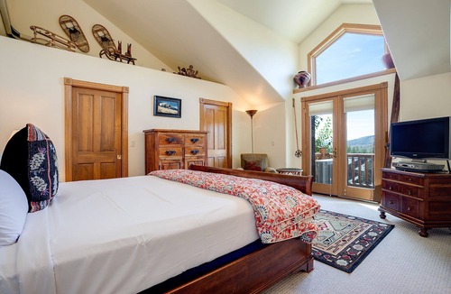 Steamboat Springs House | X2685 | Valley and Mtn Views | Nice Furnishings | Hot Tub | Pool | A/C