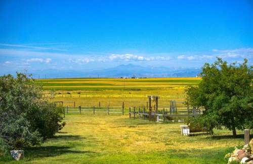 Galeton House | Yak Ranch w/Mountain Views, Near Wellington!