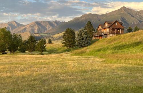Livingston House | Yellowstone House