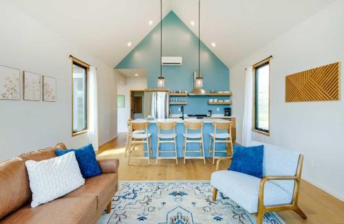 Emigrant House | Yellowstone Prairie Retreat: 360 Mountain Views!