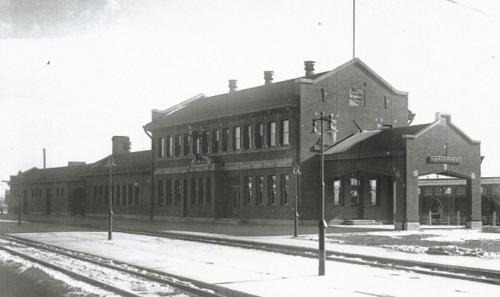 Lewistown Hotel | Yogo Inn