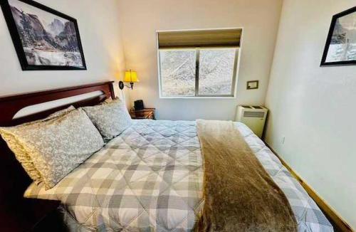 Yosemite West Apartment | Yosemite Woods Duplex in Yosemite-Upper Unit