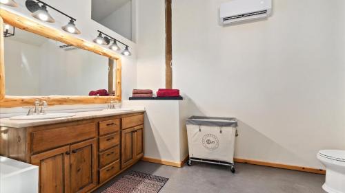 Idaho City Other | Yurt 2 - The Gold Miner