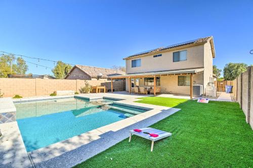 1 Mi to Surprise Stadium! Desert Poolside Oasis
