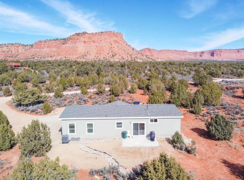10 acres of seclusion near ATV and hiking trails-family home