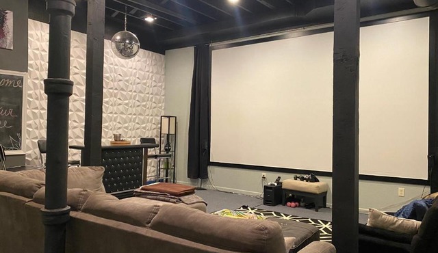 160inch Home Movie Theater- Great for movie night!