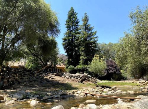 2 Homes by the River