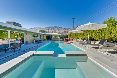 2 Mi to Downtown: Luxe Palm Springs Home!