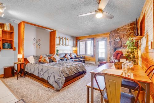 2 Mi to Granby Ranch: Dog-Friendly Studio!