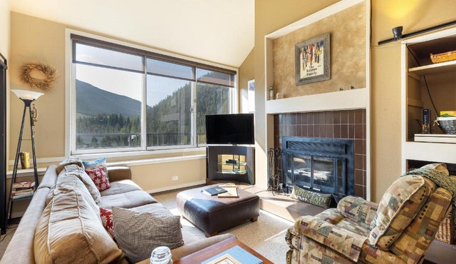 2105 The Pines condo