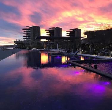 2BD Oceanfront Presidential Suite Solaz Cabo
