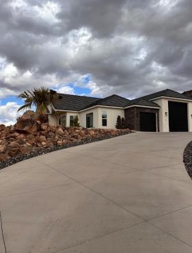 2BR Red Rock Retreat | Near Zion + Sand Hollow