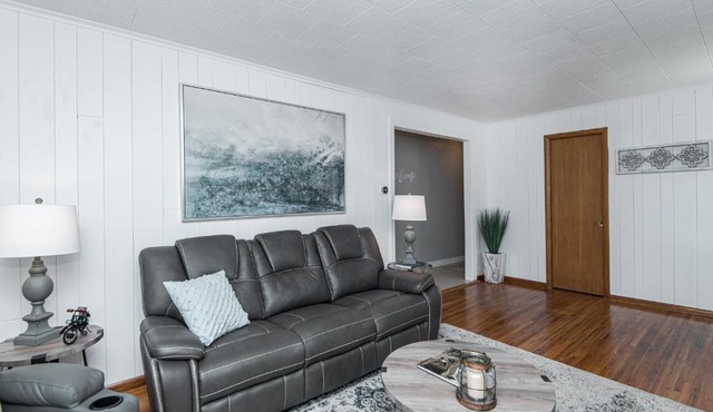 3 bedroom showstopper near Mayo Clinic