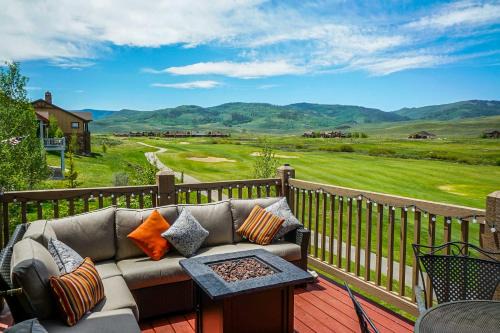 3 Mi to Granby Ranch: Family-Friendly Home