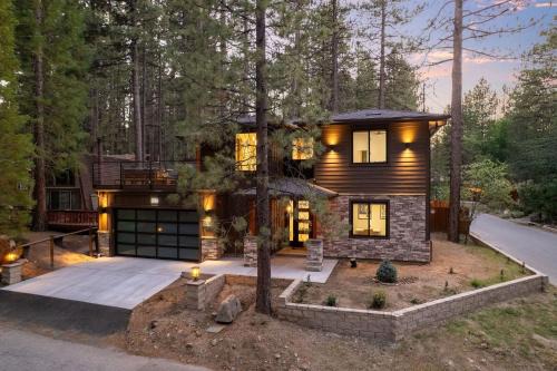 34 - The Maple Crest home
