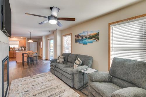4 Mi to Granby Ranch: Cabin w/Hot Tub Access!