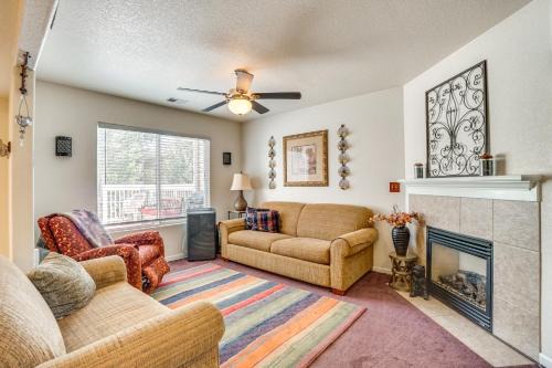 ~ 5 Mi to Frontier Park: Cozy Cheyenne Townhome