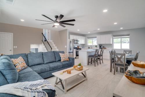 6 Mi to Saguaro Nat’l Park! Family Home w/Patio