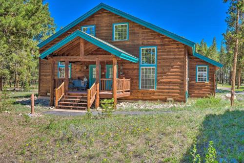 6 Mi to Turquoise Lake: Retreat w/Covered Deck!