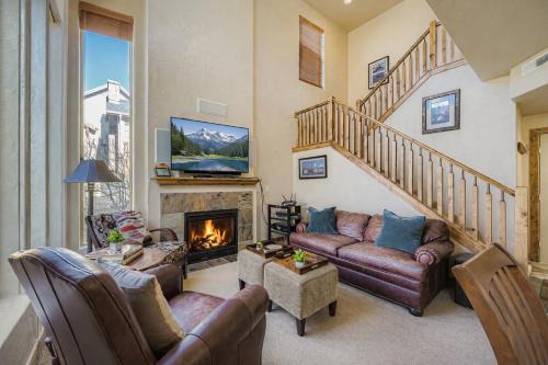 6180 Foxpoint Townhouse