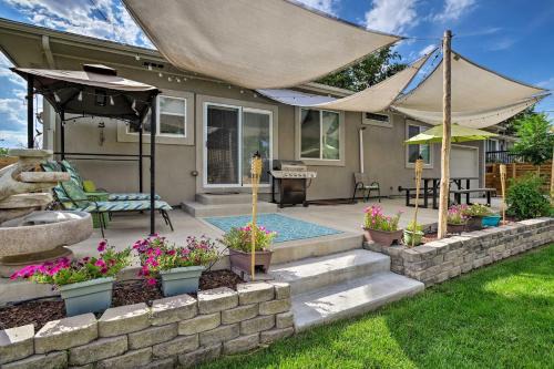 7 Mi to Dtwn Denver: Arvada Home w/Patio