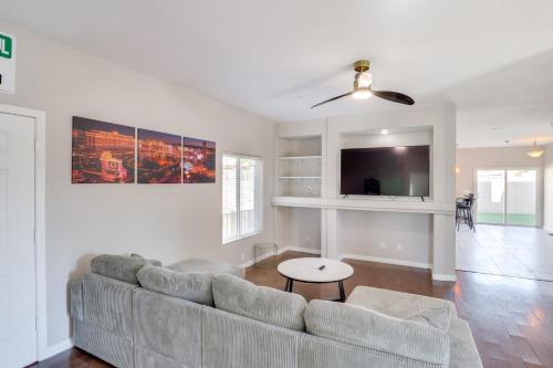 7 Mi to Fremont Street: Spacious Vegas Home!