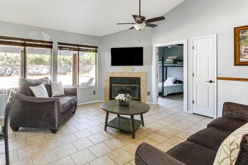 8 Mi to Linda Vista Trail: Tucson Home w/Patio