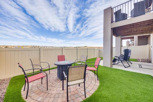 8 Mi to USAFA! Townhome w/Game Room & Backyard