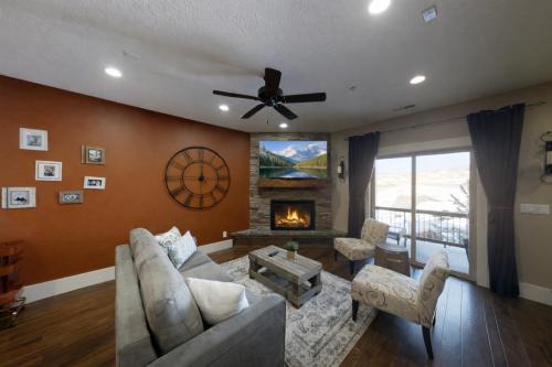 844 Park Edge