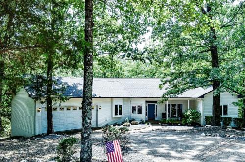 9 Salvatierra Lane