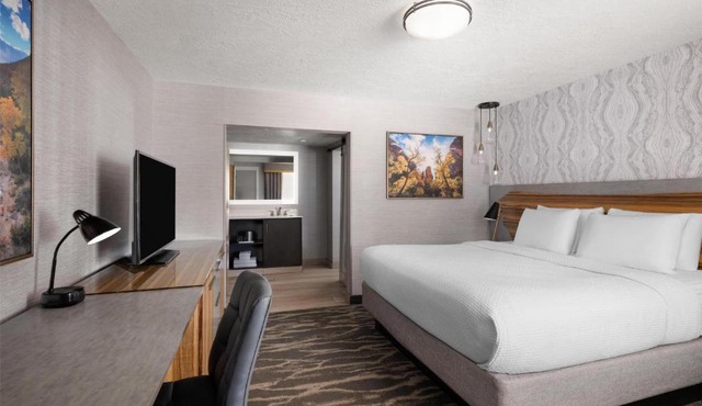 Aiden by Best Western St George