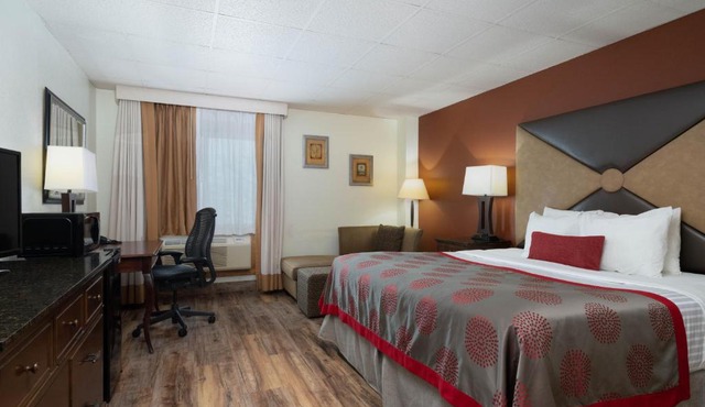 Albert Lea Inn and Suites