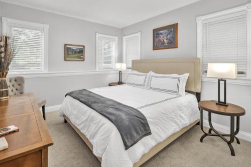 Alpine Suite - Minutes to RMNP, Hot Tub!