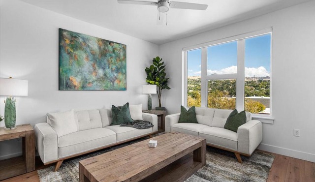 Amenities! Top floor! Views pool spa gym park bowl